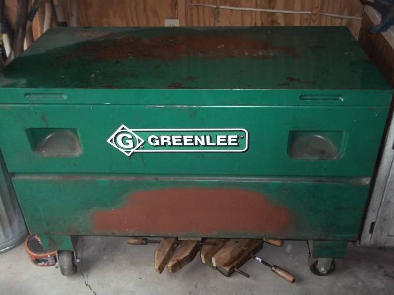 lot 7 image: Greenlee Gang Box  4 x 2 x 2