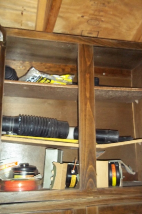 lot 41 image: shelf with stihl trim hedgers and line