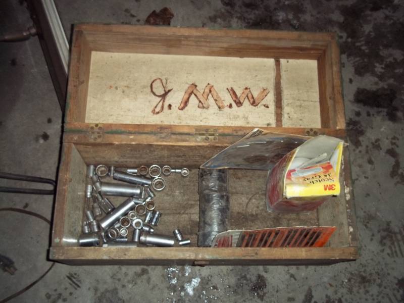 lot 44 image: Wood tool box with sockets, electrical tape and saw blades
