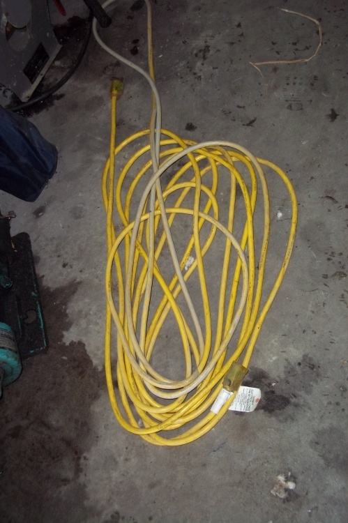 lot 78 image: Heavy Duty Extensionn Cord