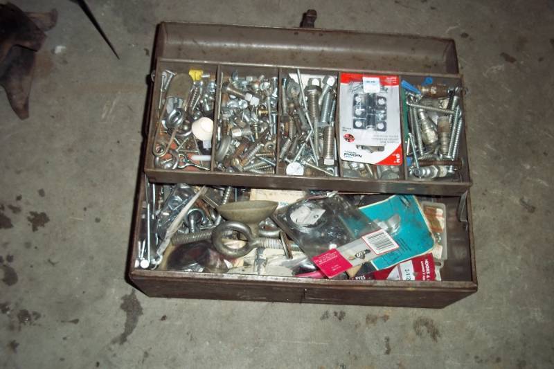 lot 92 image: Tool box with misc bolts