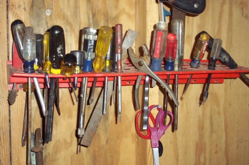 lot 95 image: Lot of screw drivers