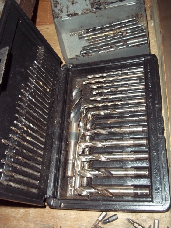 lot 108 image: Drawer of drill bits, driver bits, etc
