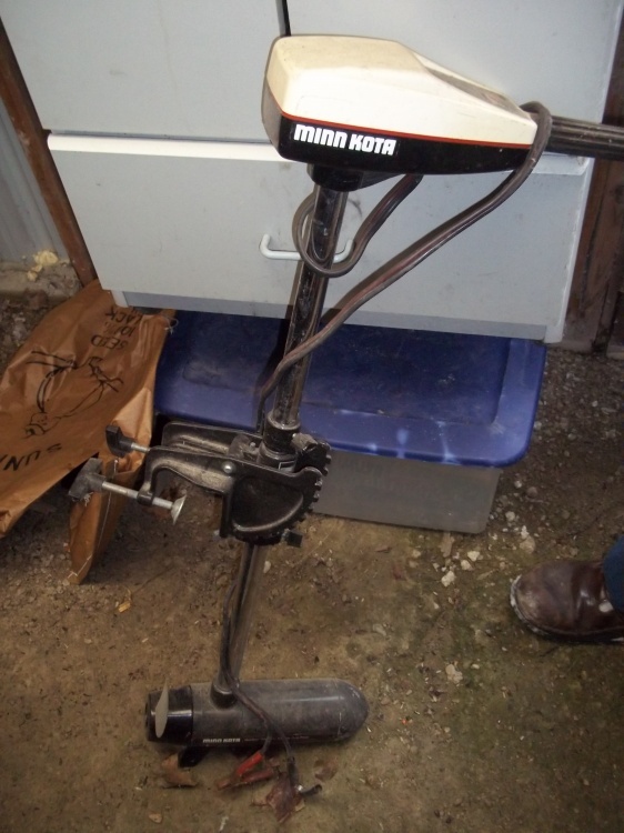 lot 182 image: Minn Kota 65 trolling motor wweed guard