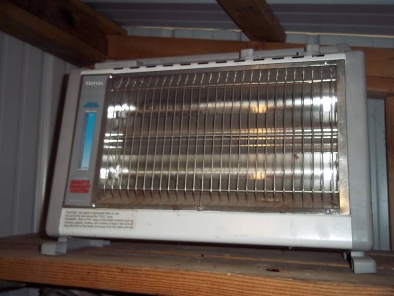 lot 187 image: Marvin Quartz Radiant heater