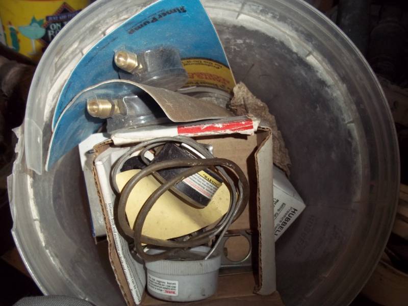 lot 190 image: Plumbing supplies and parts includes 5 pails and a tote
