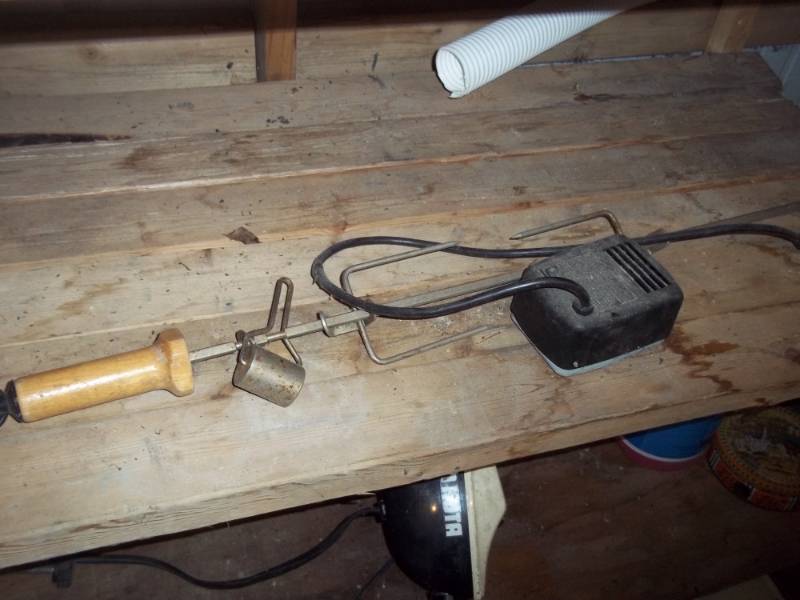 lot 192 image: Grill rotoissary with motor
