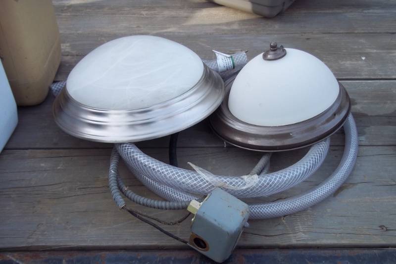 lot 258 image: Pair of lights and pressure switch
