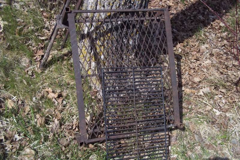 lot 350 image: Grill grate