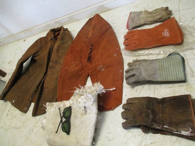 lot 36 image: Welding Garments