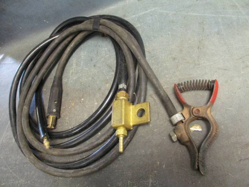 lot 37 image: Welding Equipment