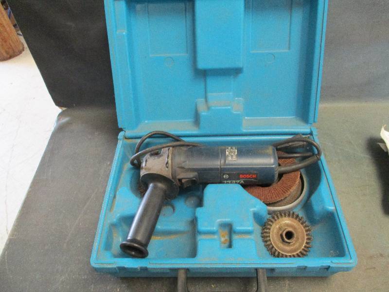 lot 46 image: Bosch Angle Grinder