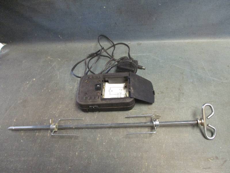lot 50 image: Rotisserie