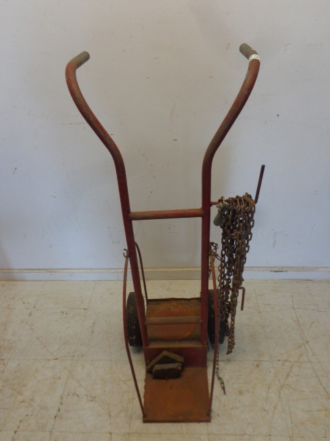 lot 72 image: Tank Cart