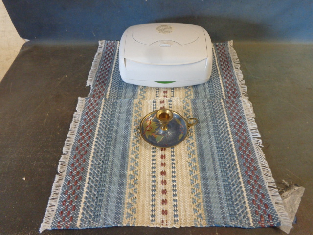 lot 75 image: Wipes Warmer and More