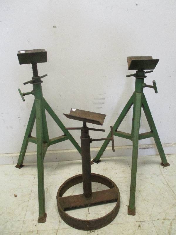 lot 88 image: Welding Stands