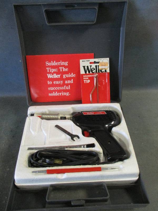 lot 100 image: Soldering Gun