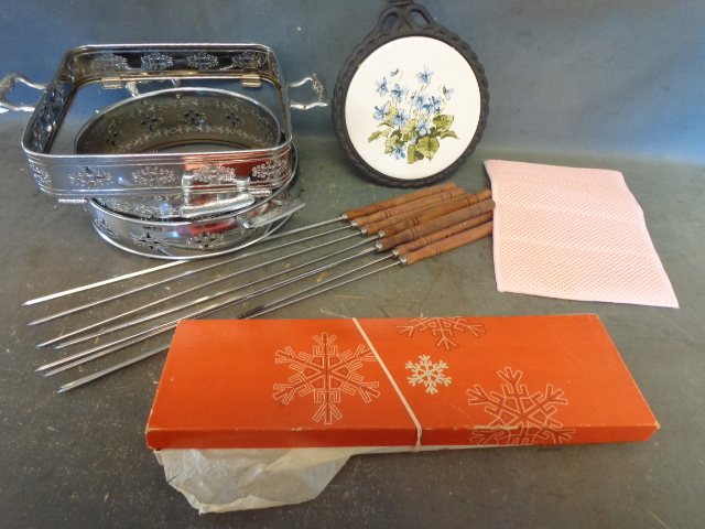 lot 118 image: Miscellaneous Kitchen Items