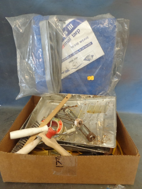 lot 124 image: Painting Supplies