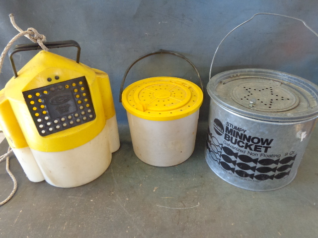 lot 126 image: Bait Buckets