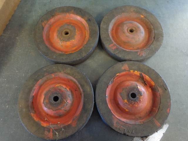 lot 67 image: Antique Wheels