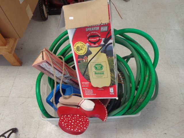 lot 173 image: Yard Items