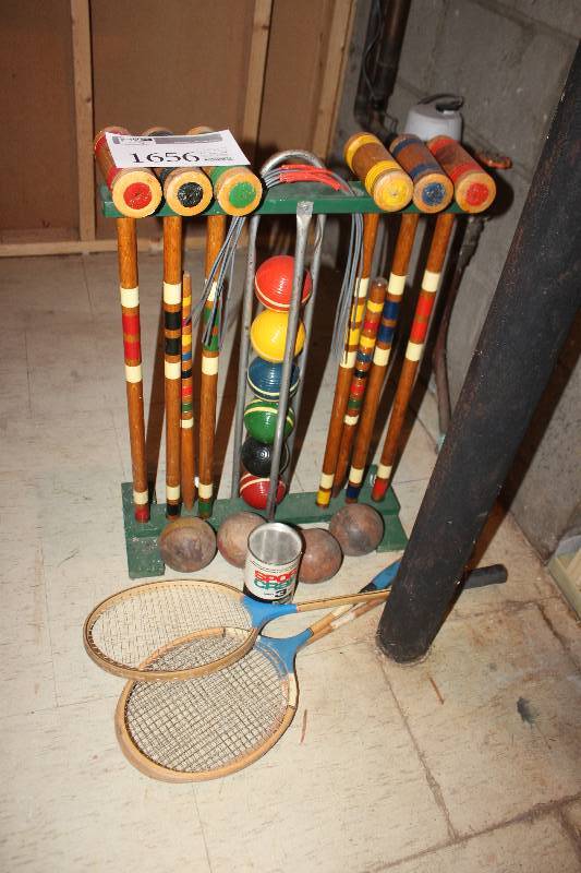 lot 1656 image: Vintage Childrens Toys, Games