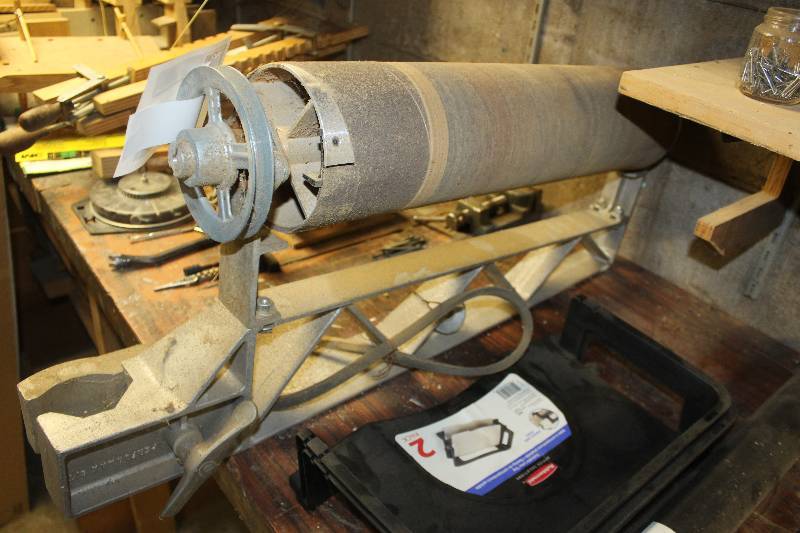 lot 1602 image: Drum Sander