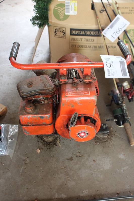lot 1605 image: Homelite Textron Generator