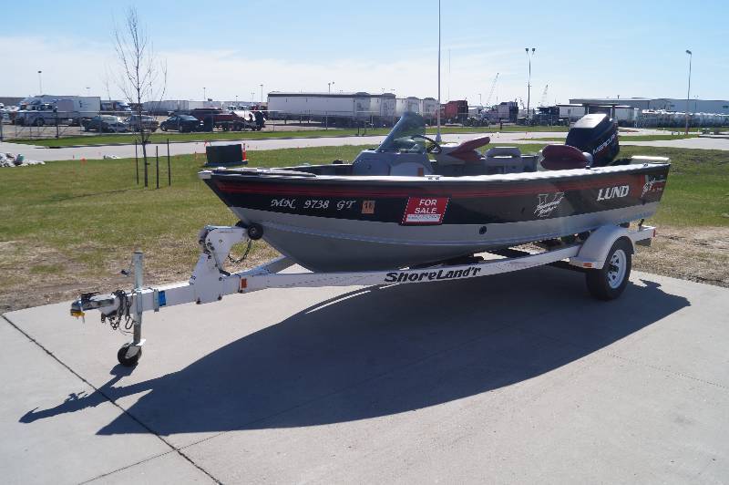 1995 Lund Pro V Fishing Boat