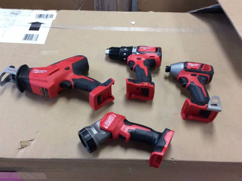 lot 18 image: Lot of 4 pc milwaukee tool in working conditions