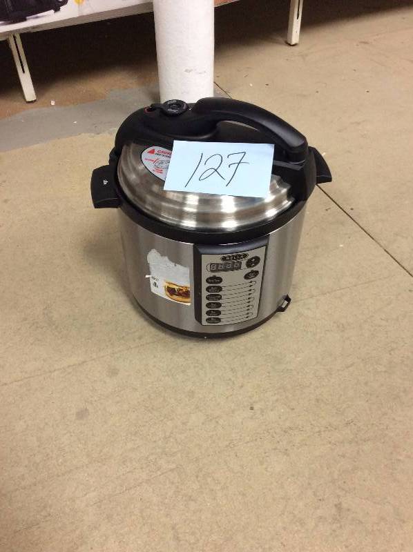 lot 127 image: BELLA 6 Quart Pressure Cooker with 10 pre-set functions and Searing Technology, 1000 watt no used