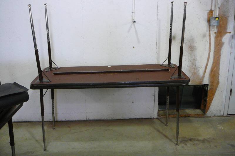 2 Tables