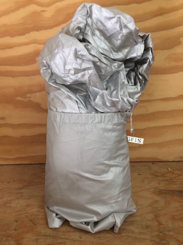 lot 20 image: Golf Cart Cover