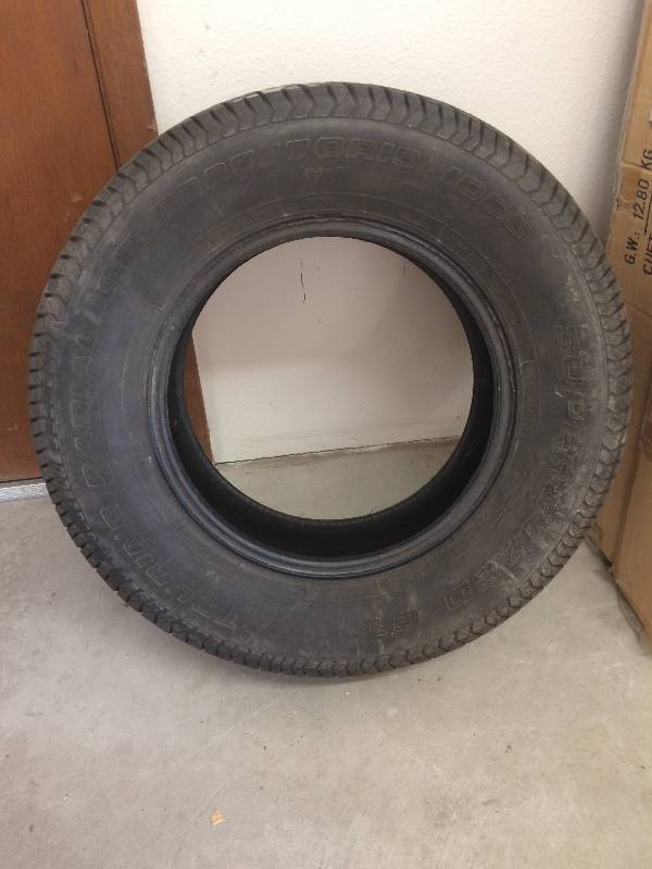 lot 28 image: Supergaurd GT Tire