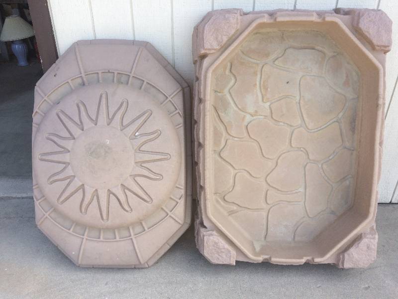 lot 59 image: Sand Box with Cover