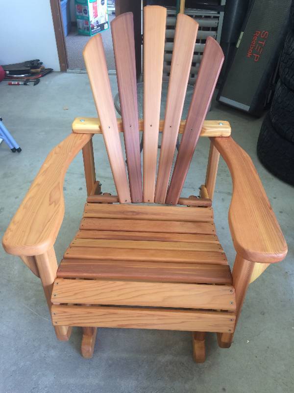 lot 62 image: Adirondack Rocking Chair