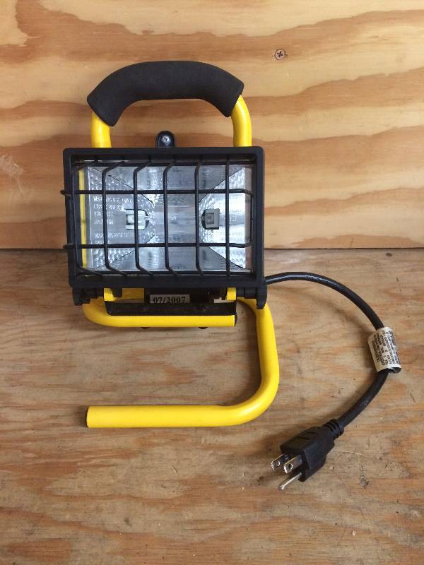 lot 95 image: ShopFlood Light