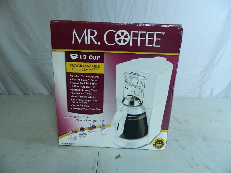 lot 4 image: New Mr Coffee Coffee Maker