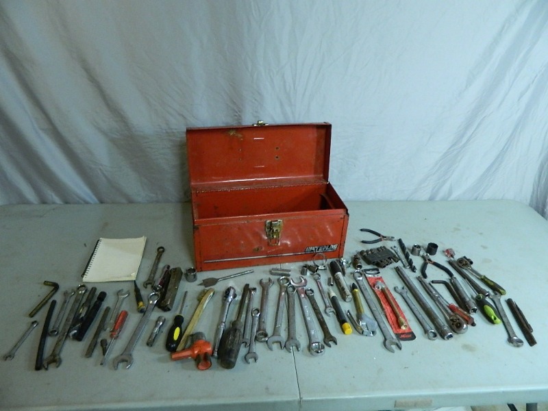 lot 56 image: Waterloo Metal Toolbox with Tools
