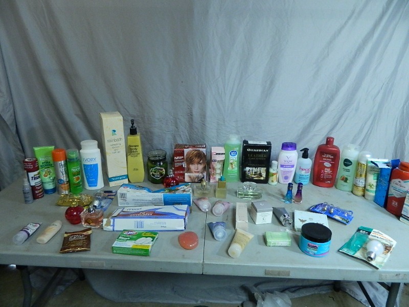 lot 76 image: Personal Products