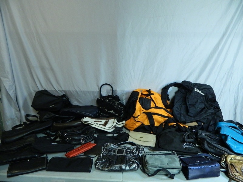 lot 84 image: Purses, Wallets, and Bags