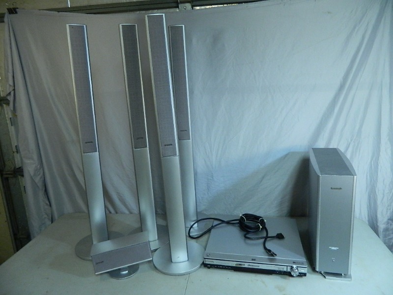 lot 91 image: Panasonic DVD Home Theater Sound System