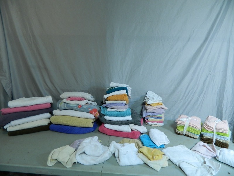 lot 100 image: Towels