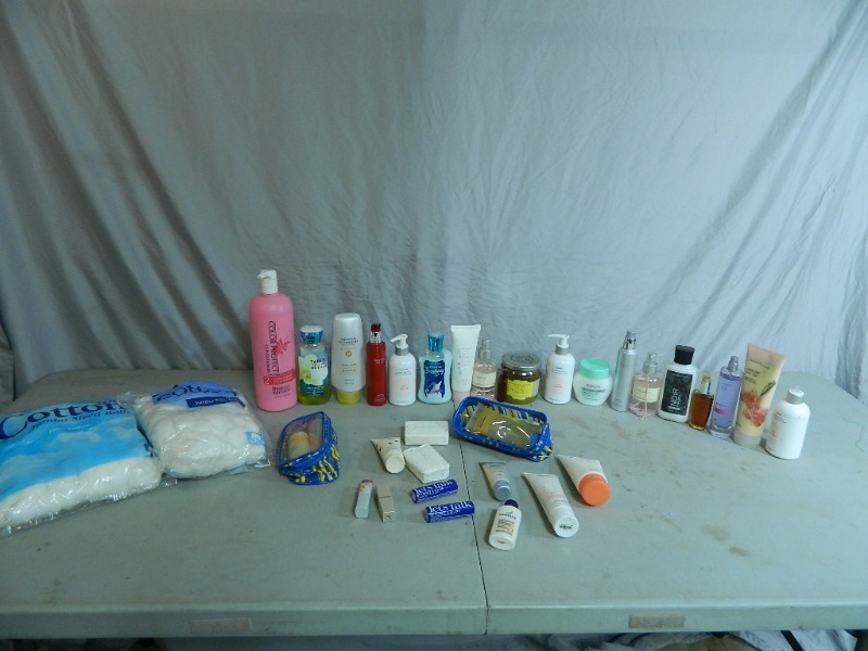 lot 104 image: Personal Products