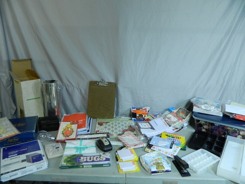 lot 179 image: Craft and Office Items
