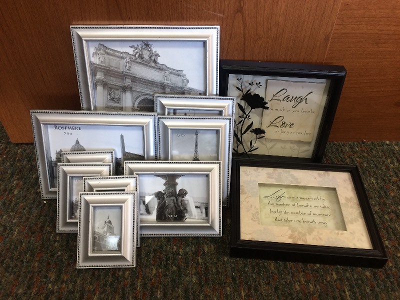 lot 7 image: Love Plaques with Picture Frames