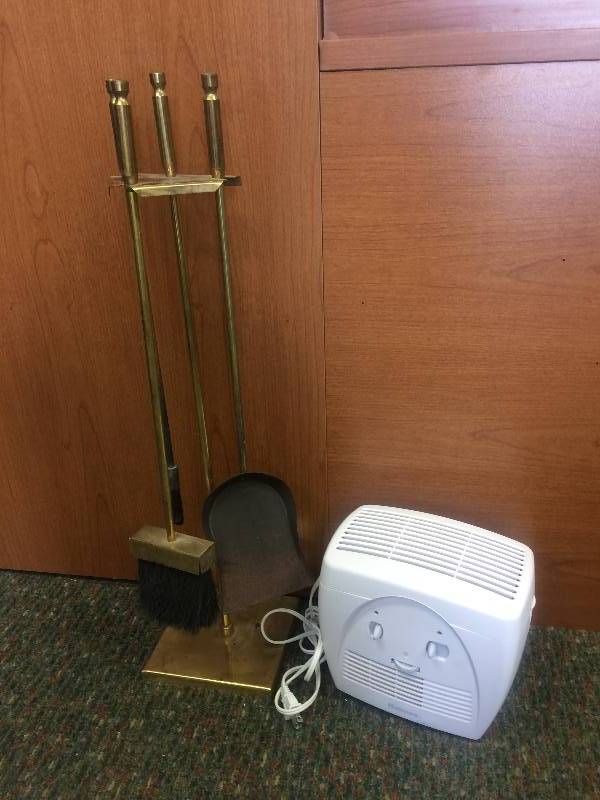 lot 14 image: Fireplace Accessory Set and Air Purifier