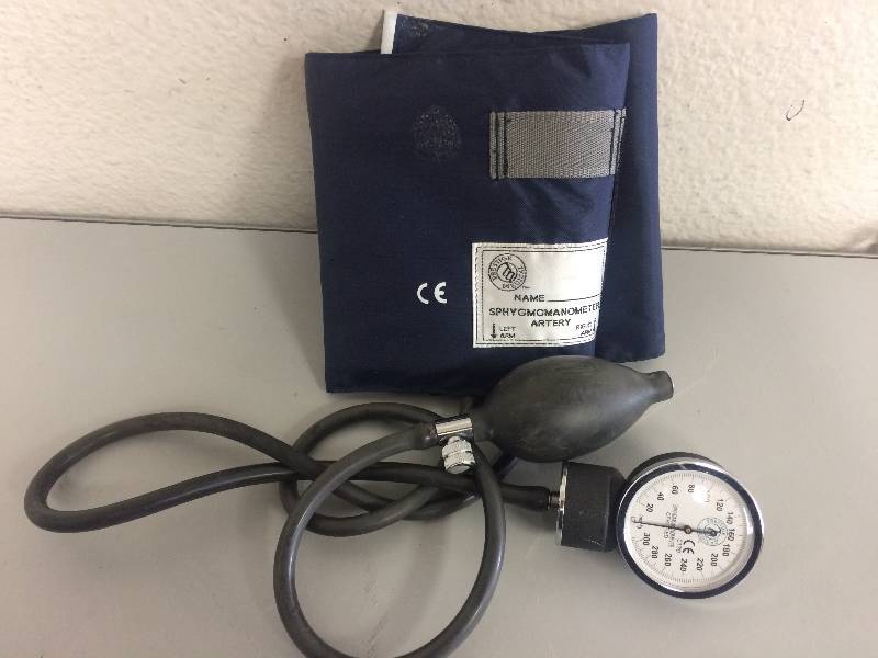 lot 16 image: Prestige Medical Sphygmomanometer