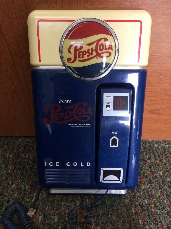 lot 33 image: Pepsi Cola Phone